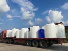 10吨防腐塑料水箱容器生产厂家选甬诚